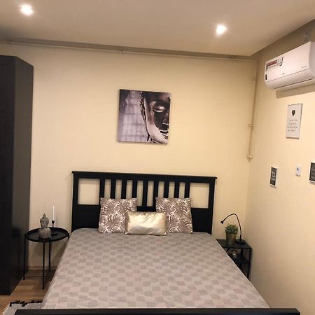 Black & White Apartments • Black إغير المظهر الخارجي الصورة