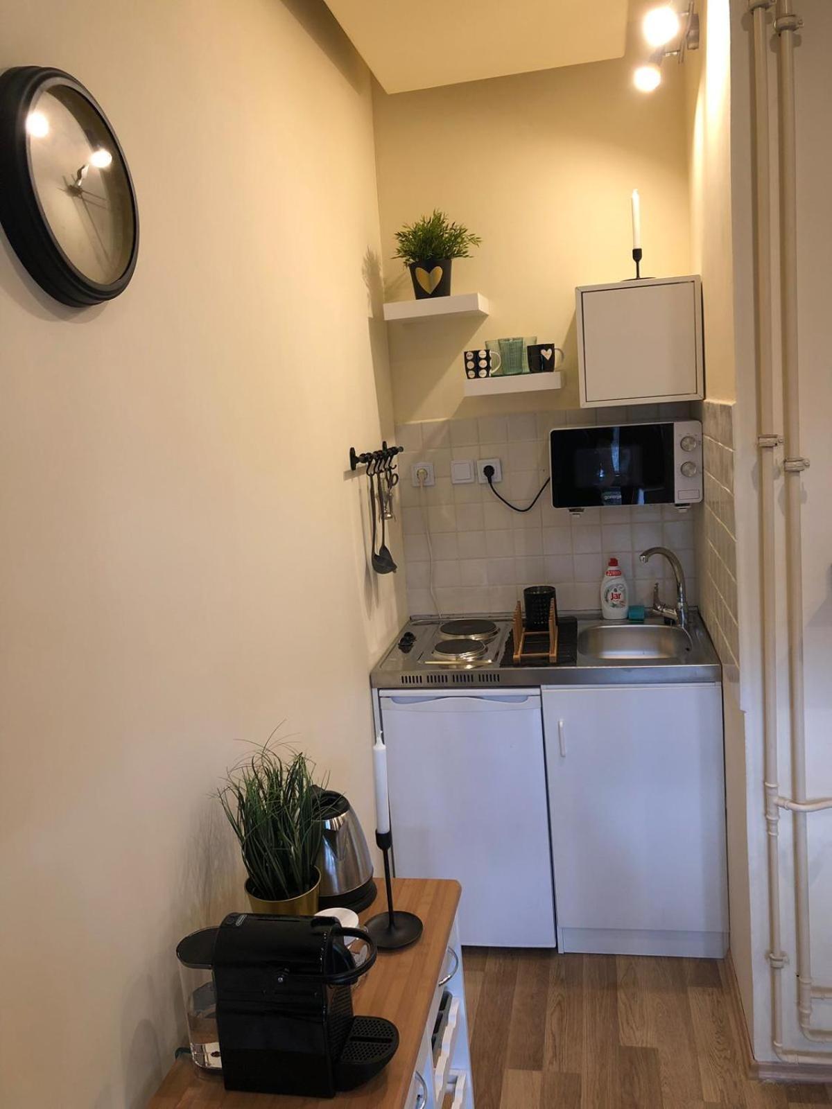 Black & White Apartments • Black إغير المظهر الخارجي الصورة