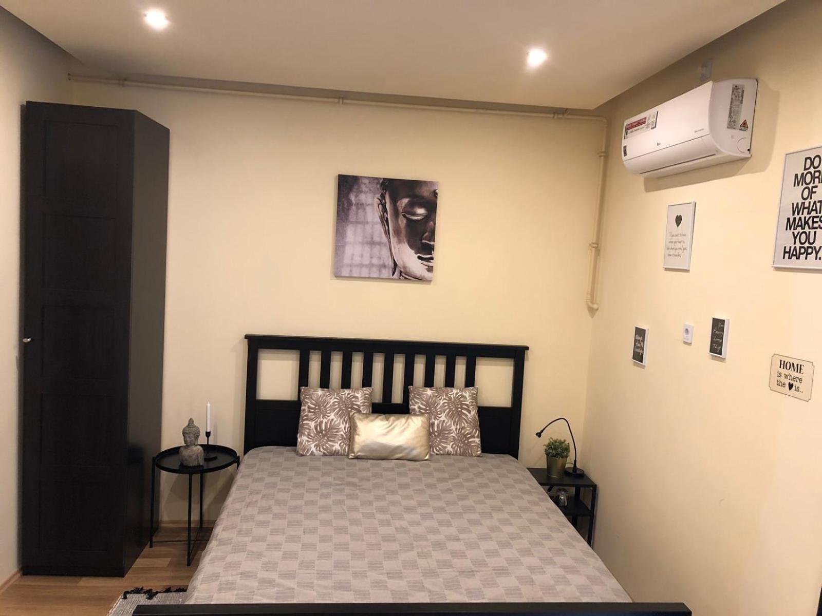 Black & White Apartments • Black إغير المظهر الخارجي الصورة